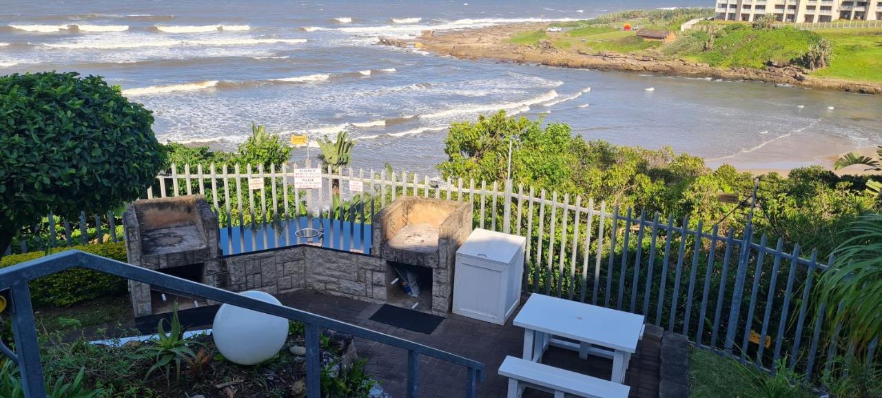 דירות מרגייט Aride 4 Awesome View Of Uvongo Main Swimming Beach From Communal Braai Area מראה חיצוני תמונה