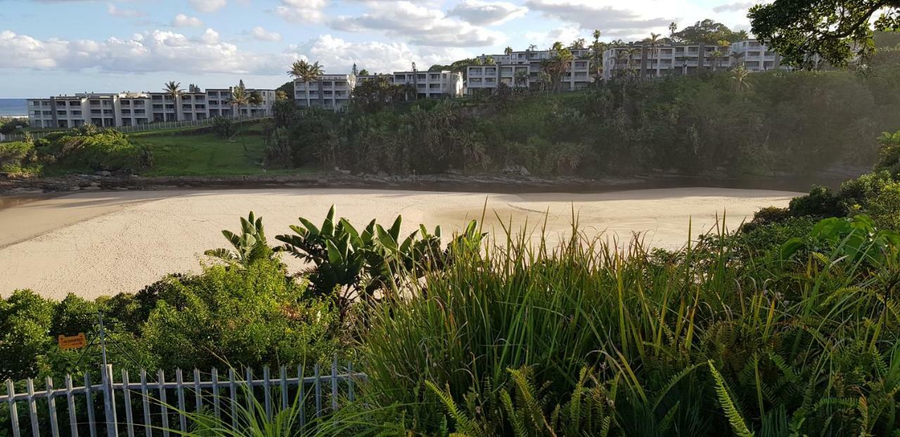 דירות מרגייט Aride 4 Awesome View Of Uvongo Main Swimming Beach From Communal Braai Area מראה חיצוני תמונה